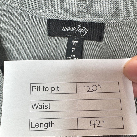 Wool City Sleeveless Button-Down Duster Grey - Picture 12 of 12